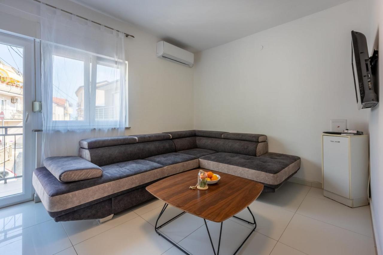 Apartment Robert Crikvenica Exterior photo